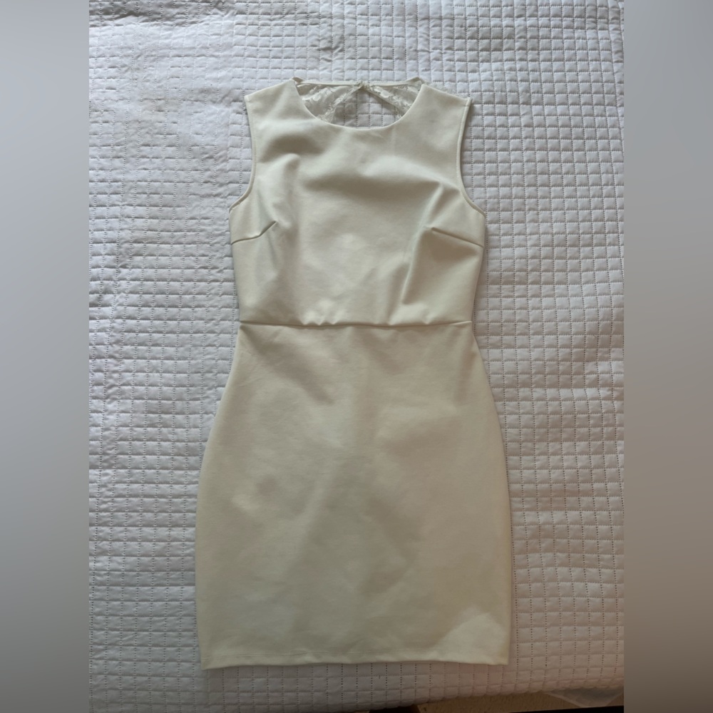 Lulus White Cocktail Dress/Graduation Dress/Wedding Shower Dress. Size M.